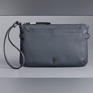 Vera Wang gray wristlet